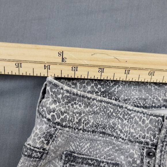 Universal Thread Women High Rise Skinny Jeans Snake Print Size 10 30 Y2K - Picture 7 of 12